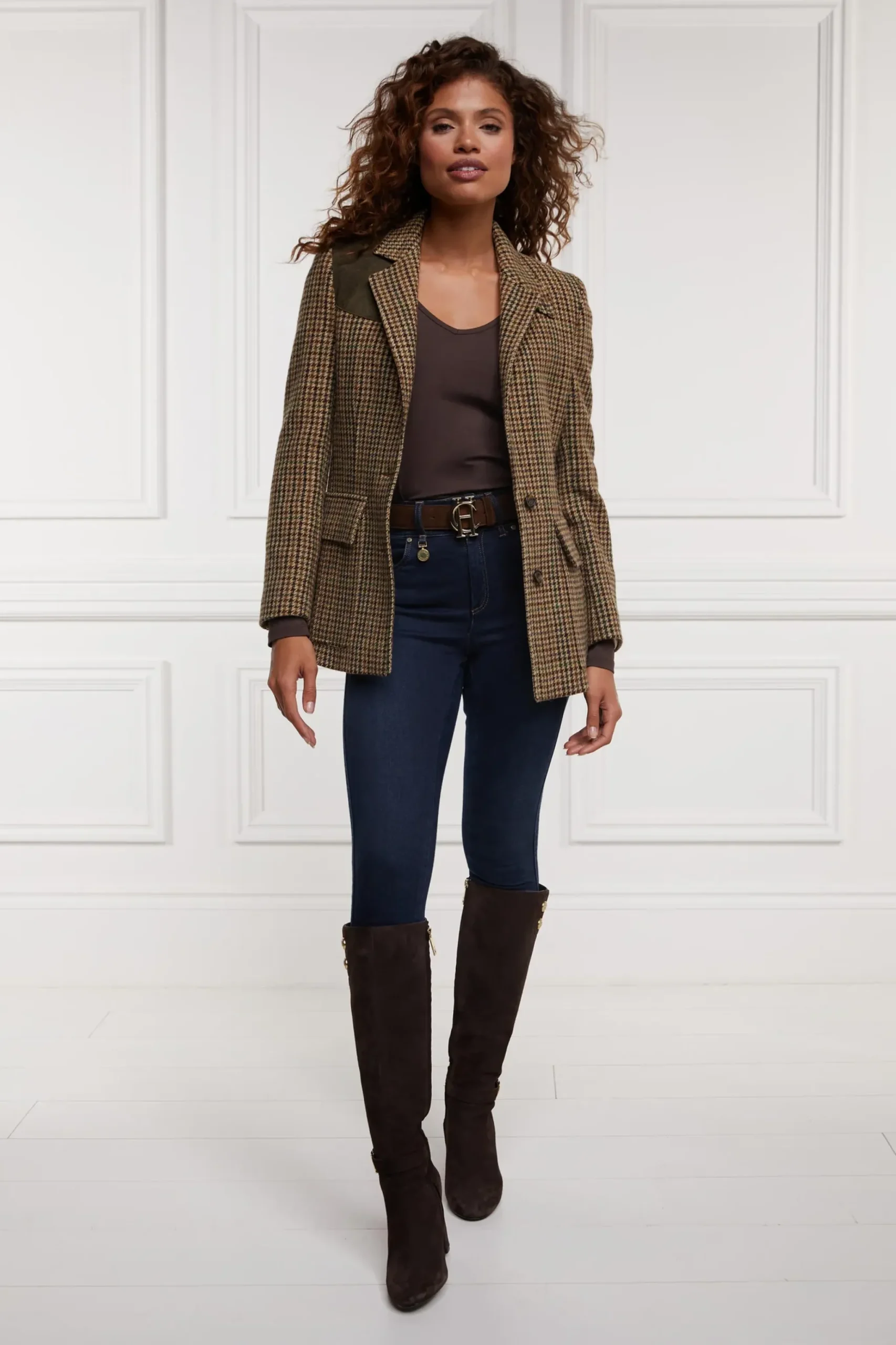 Holland Cooper Long Sleeve V-Neck Tee Coffee Hot